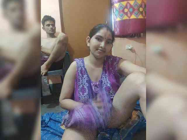Dreams905 webcam