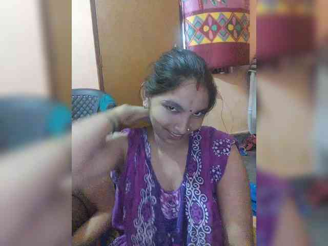 Dreams905 webcam