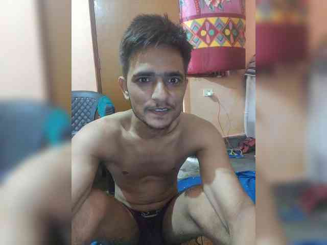 Dreams905 webcam