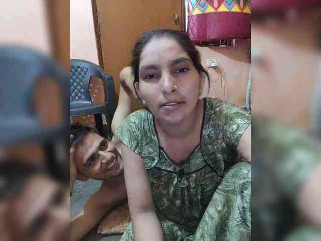 Dreams905 webcam