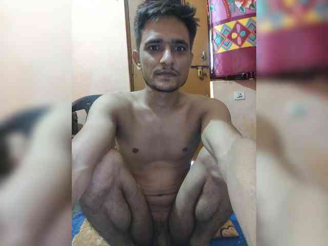 Dreams905 webcam