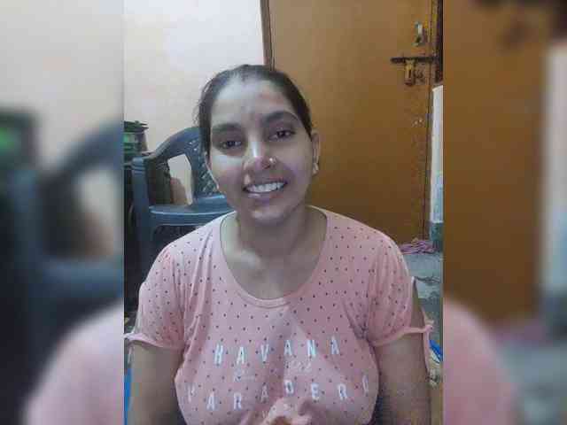 Dreams905 webcam