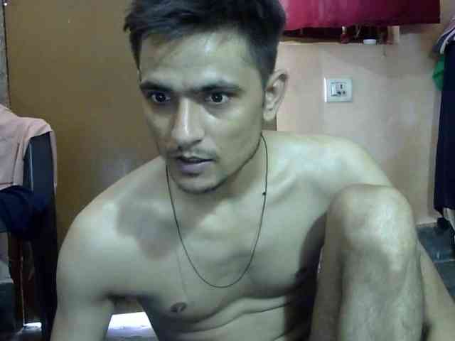 Dreams905 webcam