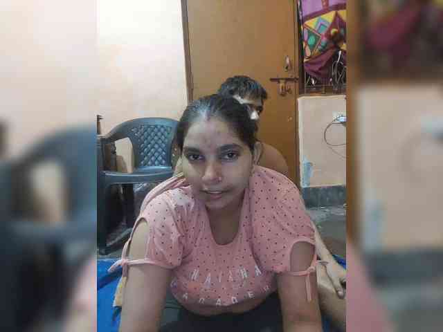 Dreams905 webcam