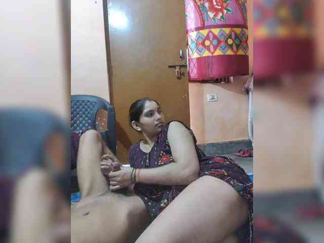 Dreams905 webcam