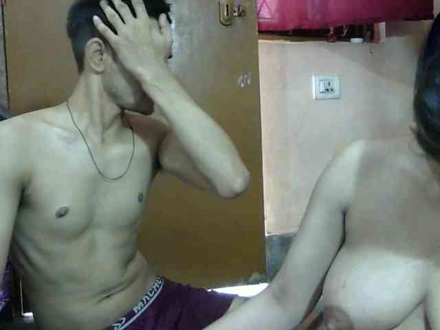 Dreams905 webcam