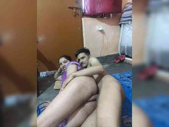 Dreams905 webcam