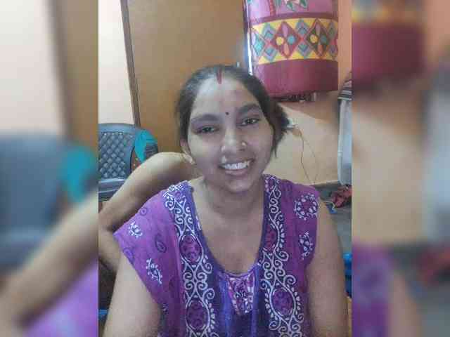 Dreams905 webcam