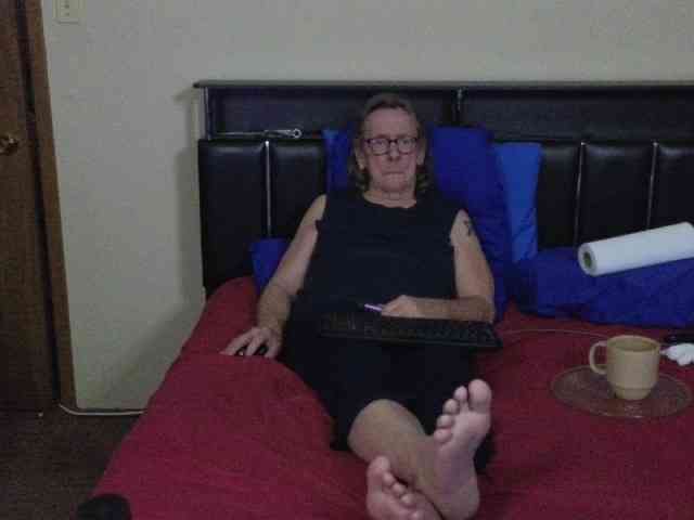 lusty-kinks Live Webcam on BongaCams