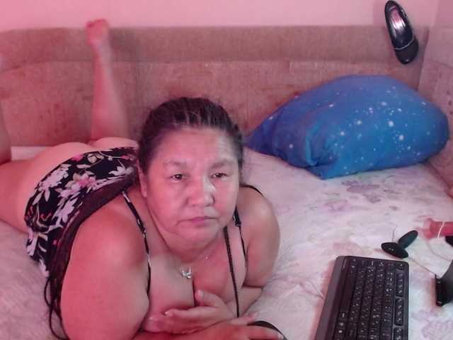  2Milf45 chat room