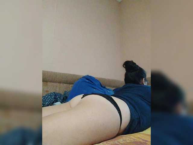 2Milf45's BongaCams show and profile