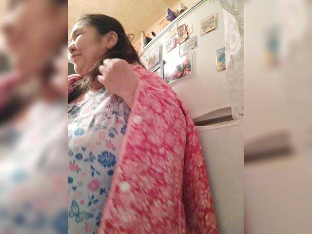 2Milf45 live cam profile