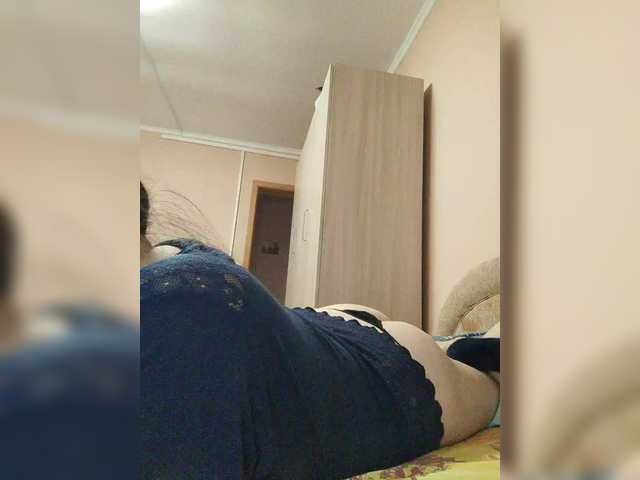 2Milf45's BongaCams show and profile