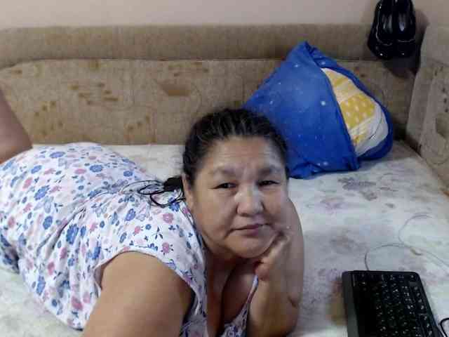 2Milf45 Live Webcam on BongaCams