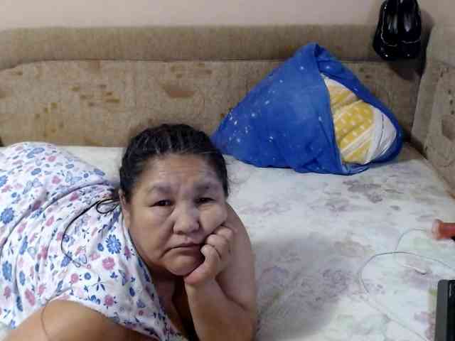 MilfZulfiya webcam