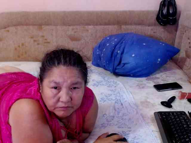 MilfZulfiya webcam