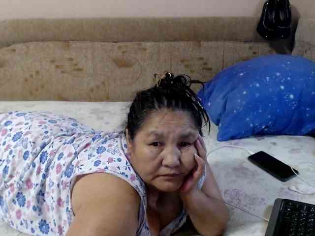 MilfZulfiya webcam