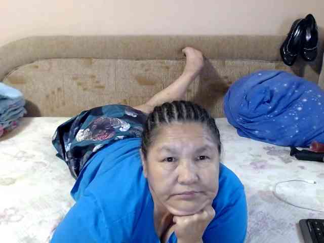 MilfZulfiya webcam