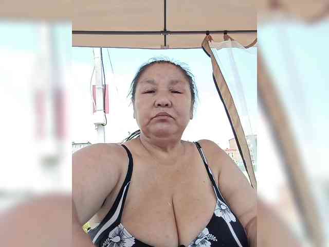 2Milf45