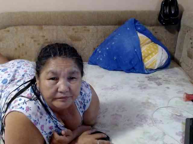 MilfZulfiya webcam