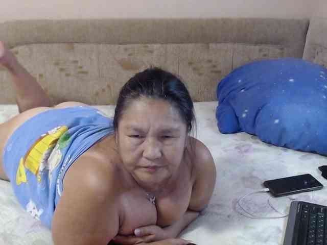 MilfZulfiya webcam