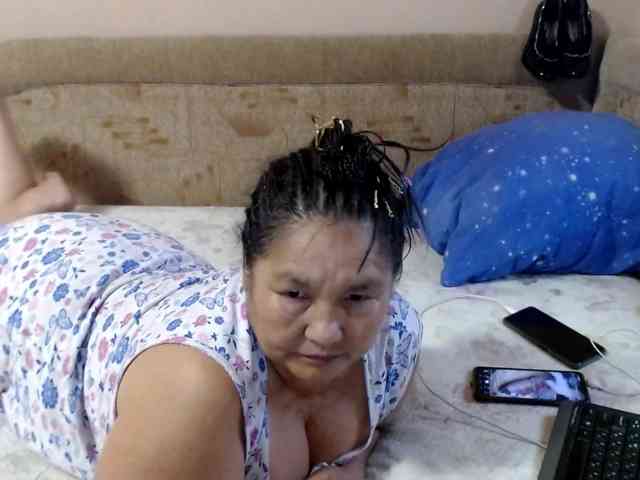 MilfZulfiya webcam