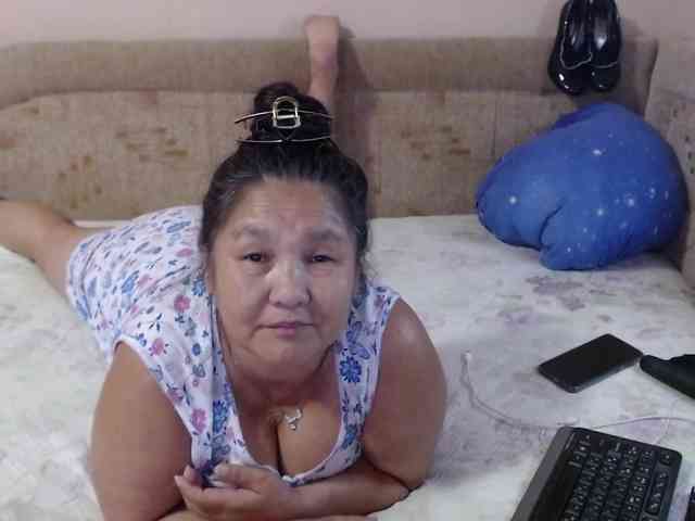 MilfZulfiya webcam
