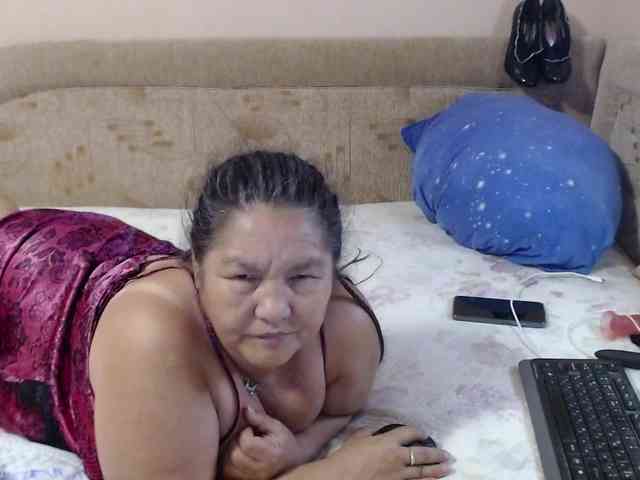 MilfZulfiya webcam