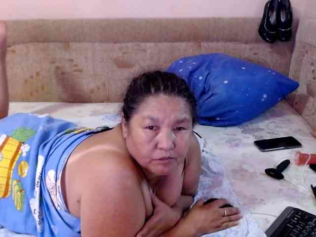 MilfZulfiya webcam