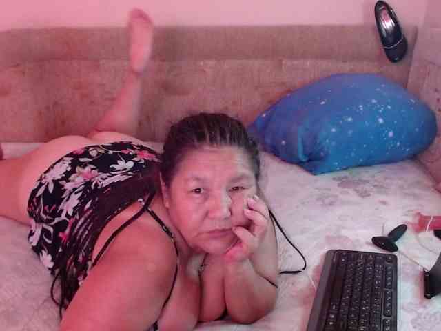 enter chatroom 2Milf45