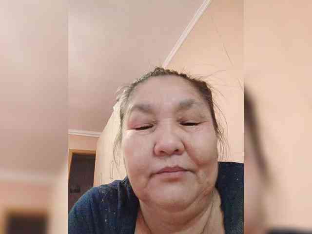 2Milf45 Live Webcam on BongaCams