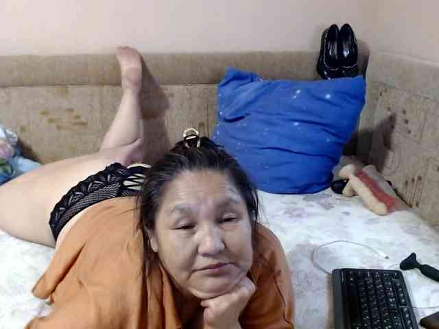 2Milf45 Live Webcam on BongaCams