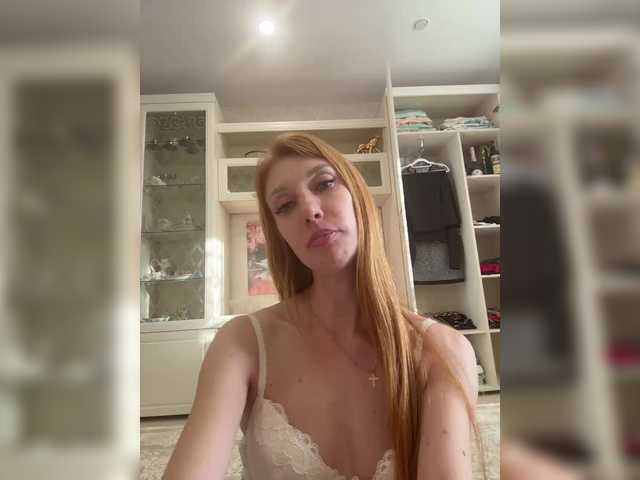 Anna181's BongaCams show and profile