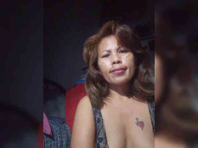 Juicylinky Live Webcam on BongaCams