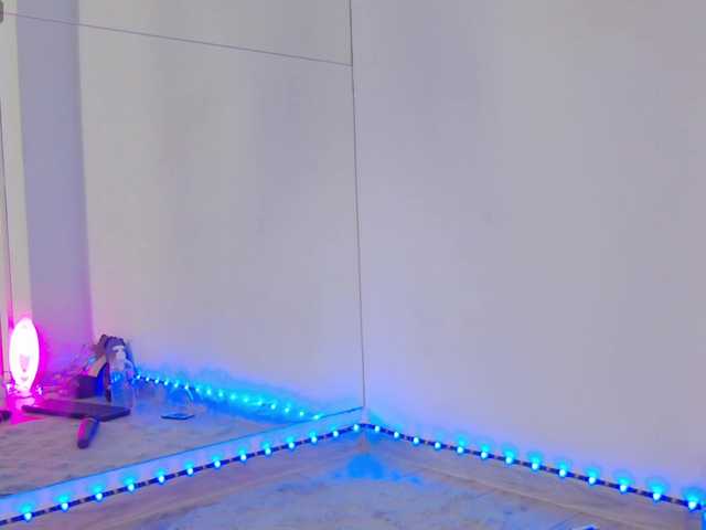 CelineMeyer's BongaCams show and profile