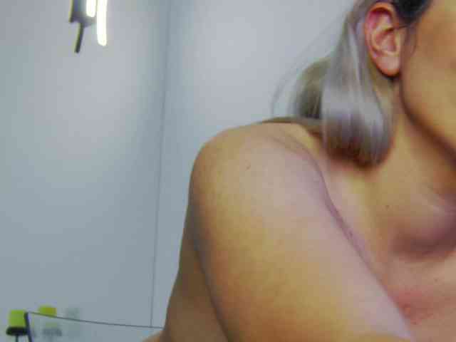 CelineMeyer webcam