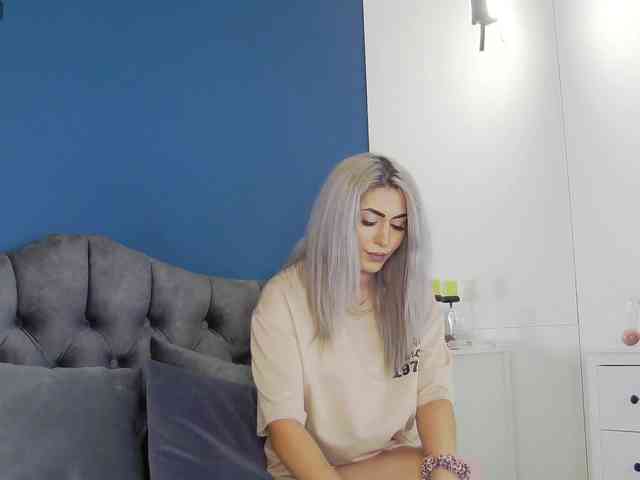 CelineMeyer webcam