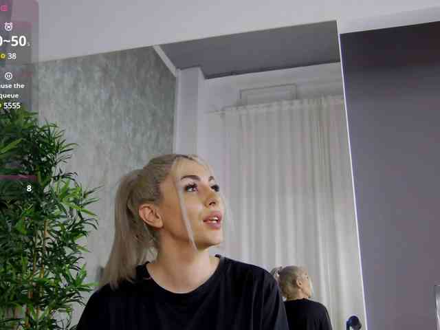 CelineMeyer webcam