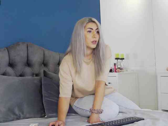 CelineMeyer webcam