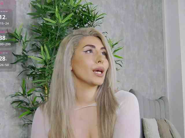 CelineMeyer webcam
