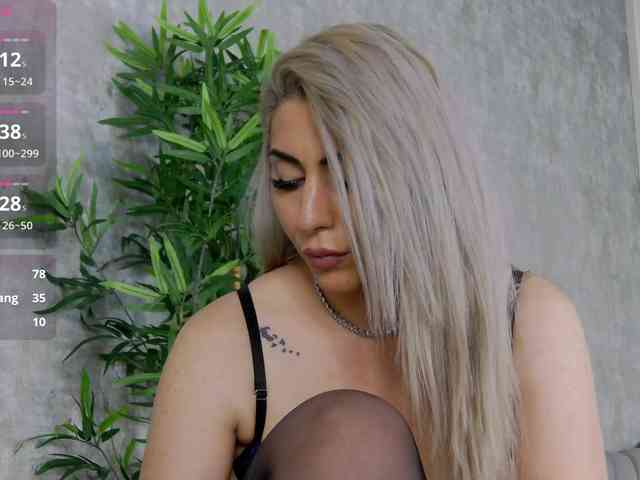 CelineMeyer webcam