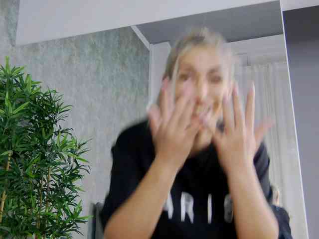 CelineMeyer webcam
