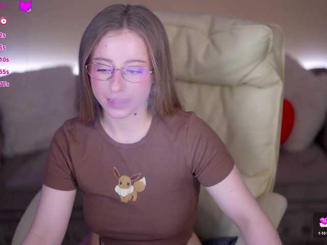 SilverrMoon's BongaCams show and profile