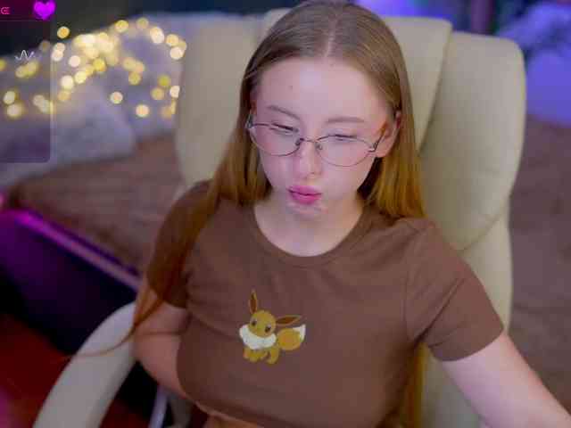 SilverrMoon Live Webcam on BongaCams