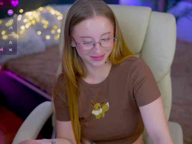 SilverrMoon Live Webcam on BongaCams