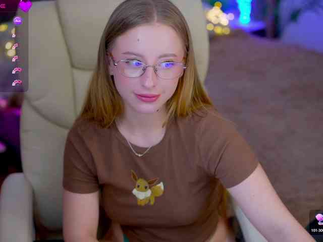 SilverrMoon webcam