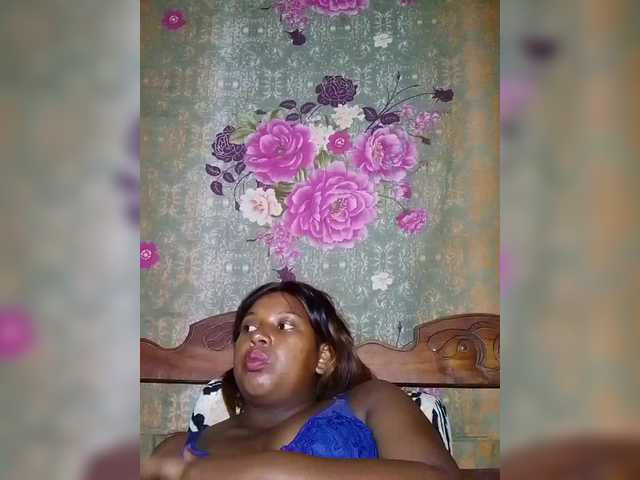 Maya21a's BongaCams show and profile