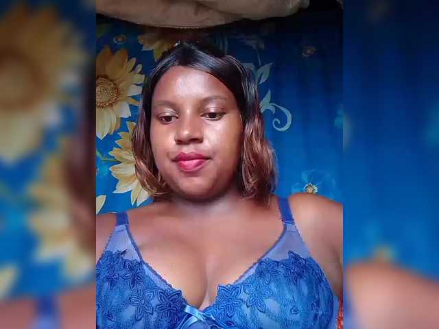 Maya21a's BongaCams show and profile