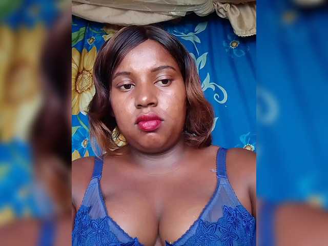 Maya21a's BongaCams show and profile