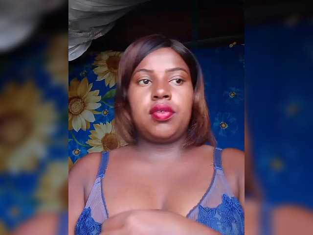 Maya21a's BongaCams show and profile